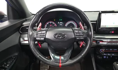 Hyundai Veloster 2018, 41335 км, за 9124.33 USD - фото 12