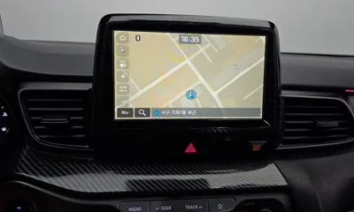 Hyundai Veloster 2018, 41335 км, за 9124.33 USD - фото 14