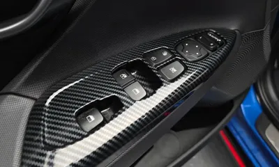 Hyundai Veloster 2018, 41335 км, за 9124.33 USD - фото 29