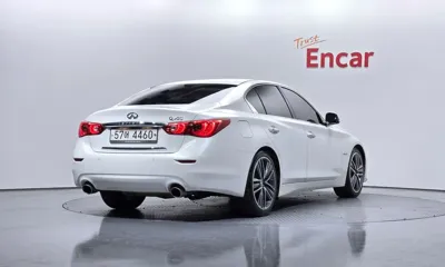 Infiniti Q50 2016, 134576 км, за 6541.13 USD