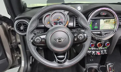 MINI Cooper Convertible 2020, 23613 км, за 13147.86 USD - фото 14