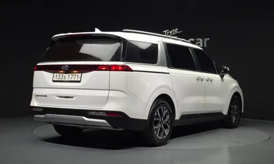 Kia Canival 2021, 128121 км, за 11311.18 USD