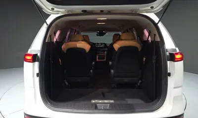 Kia Canival 2021, 128121 км, за 11311.18 USD - фото 20