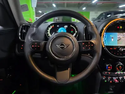MINI Countryman 2023, 21520 км, за 24749.2 USD - фото 9