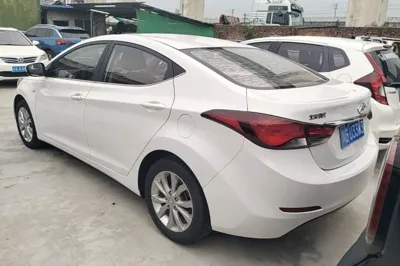 Hyundai Elantra (5th Generation 2016, 130100 км, за 5536 USD