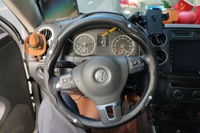 Volkswagen Tiguan 2015, 152000 км, за 6362 USD - фото 9