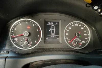 Volkswagen Tiguan 2015, 152000 км, за 6362 USD - фото 10