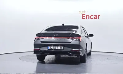 Hyundai Avante 2021, 78012 км, за 11254.24 USD