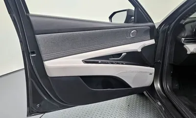 Hyundai Avante 2021, 78012 км, за 11254.24 USD - фото 24