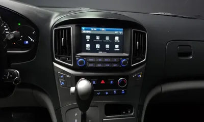 Hyundai Starex