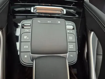 Mercedes-Benz GLE-Class 2024, 31500 км, за 79442.57 USD - фото 12