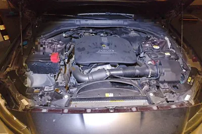 Jaguar XF 2016, 71000 км, за 10058 USD