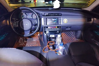 Jaguar XF 2016, 71000 км, за 10058 USD - фото 8