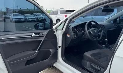 Volkswagen Golf 2016, 119617 км, за 8458.68 USD - фото 13