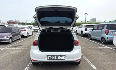 Volkswagen Golf 2016, 119617 км, за 8458.68 USD - фото 18