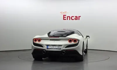Ferrari F8 2021, 9624 км, за 213338.59 USD