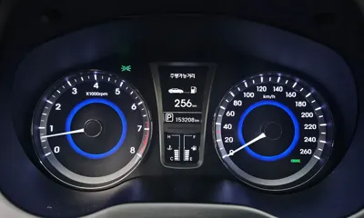 Hyundai Grandeur 2014, 153208 км, за 3931.99 USD - фото 8