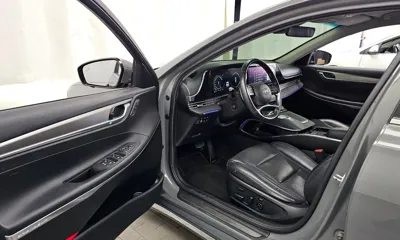 Hyundai Grandeur 2022, 117815 км, за 12117.27 USD - фото 10
