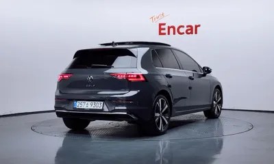 Volkswagen Golf 2025, 6475 км, за 24377.55 USD