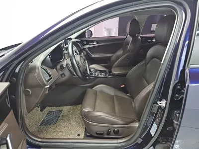 Kia Stinger 2018, 204712 км, за 8078.18 USD - фото 11