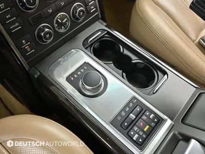 Land Rover Range Rover 2012, 244517 км, за 11044.66 USD - фото 9