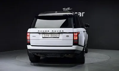 Land Rover Range Rover 2015, 163800 км, за 18720.43 USD