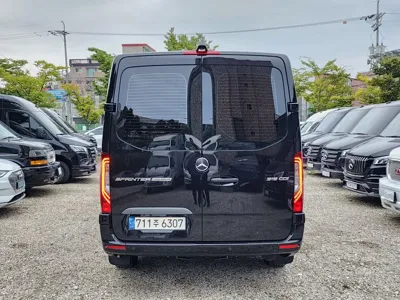Mercedes-Benz Sprinter 2022, 61963 км, за 49264.3 USD