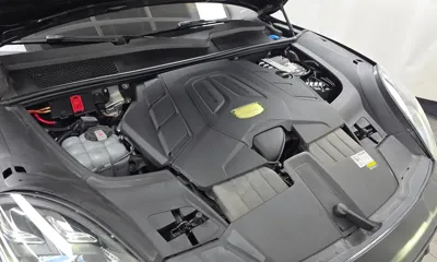 Porsche Cayenne 2023, 36998 км, за 71661.28 USD - фото 6