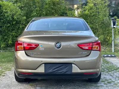 Buick Verano 2017, 77000 км, за 3913.27 USD