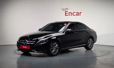 Mercedes-Benz C-Class · 2017 год