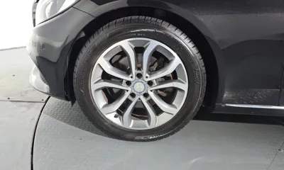 Mercedes-Benz C-Class 2017, 85022 км, за 10264.89 USD