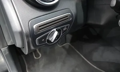 Mercedes-Benz C-Class 2017, 85022 км, за 10264.89 USD - фото 19