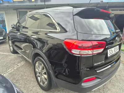 Kia Sorento 2016, 140000 км, за 7548.9 USD