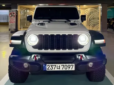 Jeep Wrangler · 2024 год