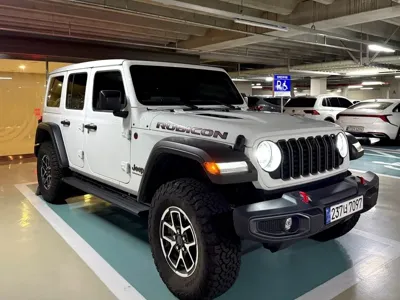 Jeep Wrangler 2024, 19000 км, за 44854.69 USD