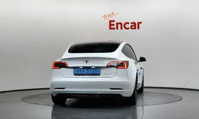 Tesla Model 3 2022, 109900 км, за 18501.64 USD