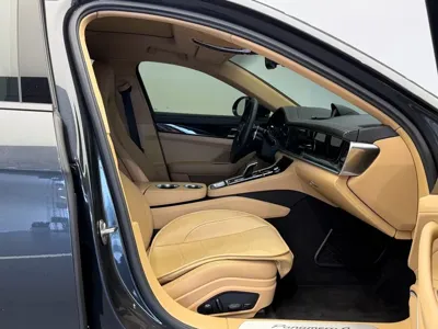 Porsche Panamera 2023, 30497 км, за 64465.69 USD - фото 7