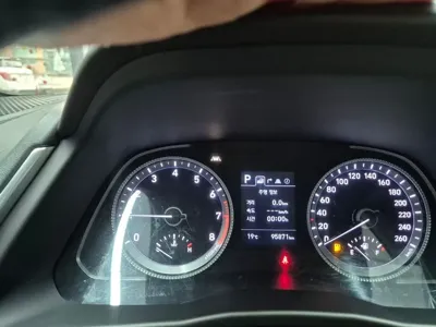 Hyundai Sonata 2020, 95866 км, за 8775.92 USD - фото 6