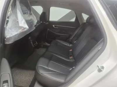 Hyundai Sonata 2020, 95866 км, за 8775.92 USD - фото 14