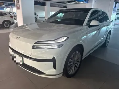 ONVO 乐道L90 · 2025 год