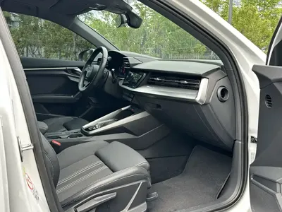 Audi A3 2022, 14000 км, за 22777.66 USD - фото 9