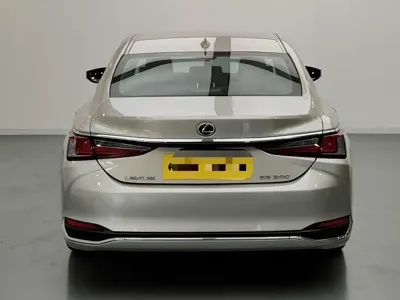 Lexus ES 2019, 147000 км, за 17651.64 USD