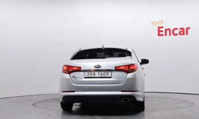 Kia K5 2013, 131912 км, за 2781.45 USD