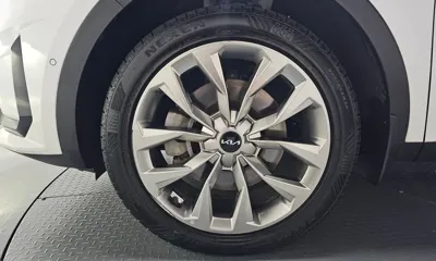 Kia Sorento 2023, 78417 км, за 17781.61 USD