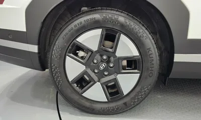 Hyundai Santafe 2024, 32138 км, за 23959.56 USD