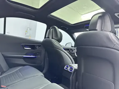 Mercedes-Benz C-Class 2024, 35500 км, за 30249.62 USD - фото 14