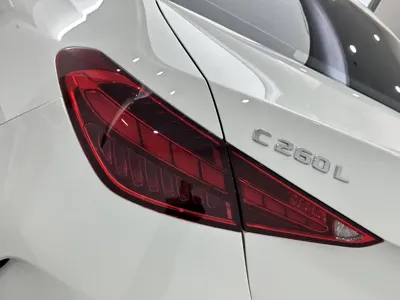 Mercedes-Benz C-Class 2024, 35500 км, за 30249.62 USD - фото 23