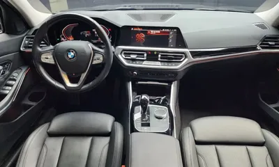 BMW 3-Series 2022, 89289 км, за 17669.46 USD - фото 7
