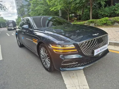Genesis G80 · 2022 год