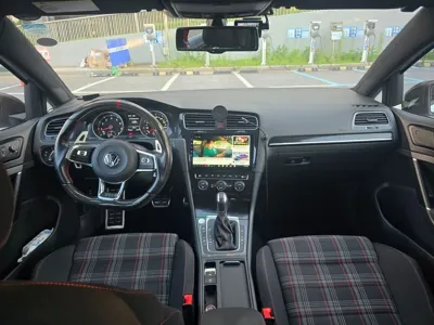 Volkswagen Golf 2016, 111000 км, за 10744.28 USD - фото 6
